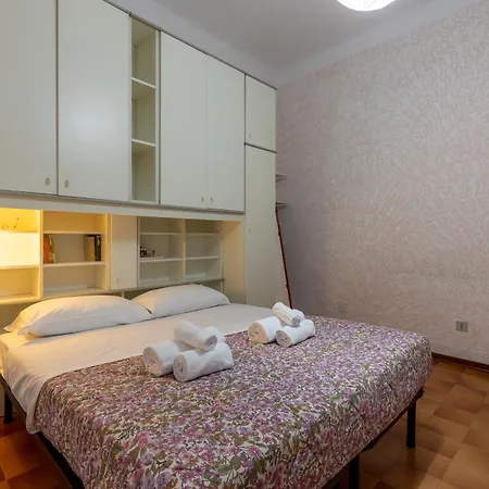 Comfortable X4 Apartament
